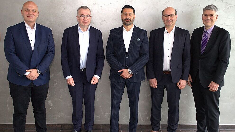 Die Prüfungskomission aus dem Herrn Prof. Dr.-Ing. Frank Walther, Herrn Prof. Dr.-Ing. Werner Homberg, Herrn Prof. Dr.-Ing. Ansgar Trächtler und Herrn Prof. Dr.-Ing. Hans-Joachim Schmid (v.l.n.r)