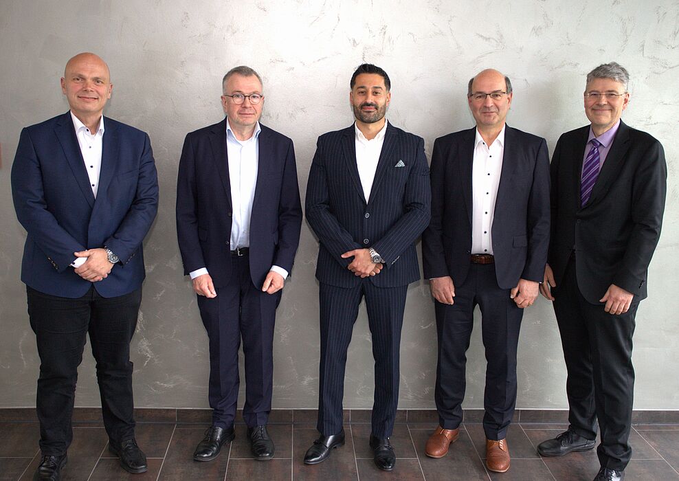 Die Prüfungskomission aus dem Herrn Prof. Dr.-Ing. Frank Walther, Herrn Prof. Dr.-Ing. Werner Homberg, Herrn Prof. Dr.-Ing. Ansgar Trächtler und Herrn Prof. Dr.-Ing. Hans-Joachim Schmid (v.l.n.r)
