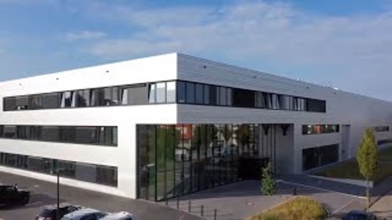 Neues Forschungsgebäude des Instituts für Leichtbau mit Hybridsystemen